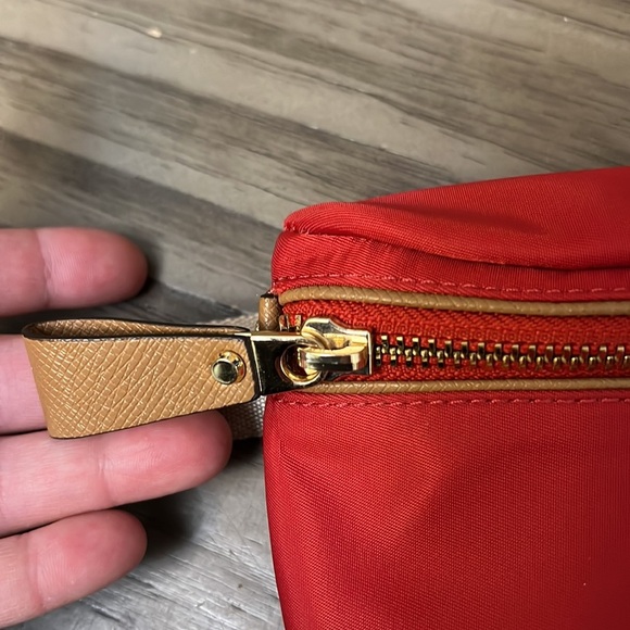 MICHAEL KORS RED NYLON HIP PACK - Picture 6 of 15